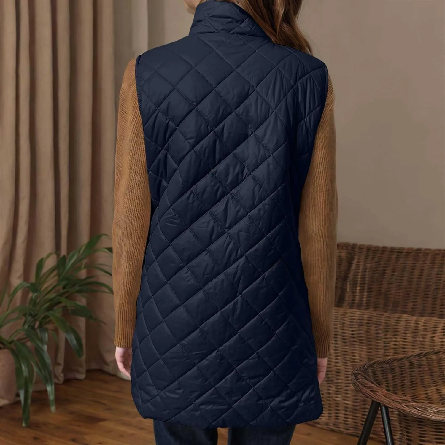 Uillui Long Winter Vest for Women 2024 Trendy Outwear Lightweight Quilted Puffer Down Vest Women Warm Padded Gilet Jackets